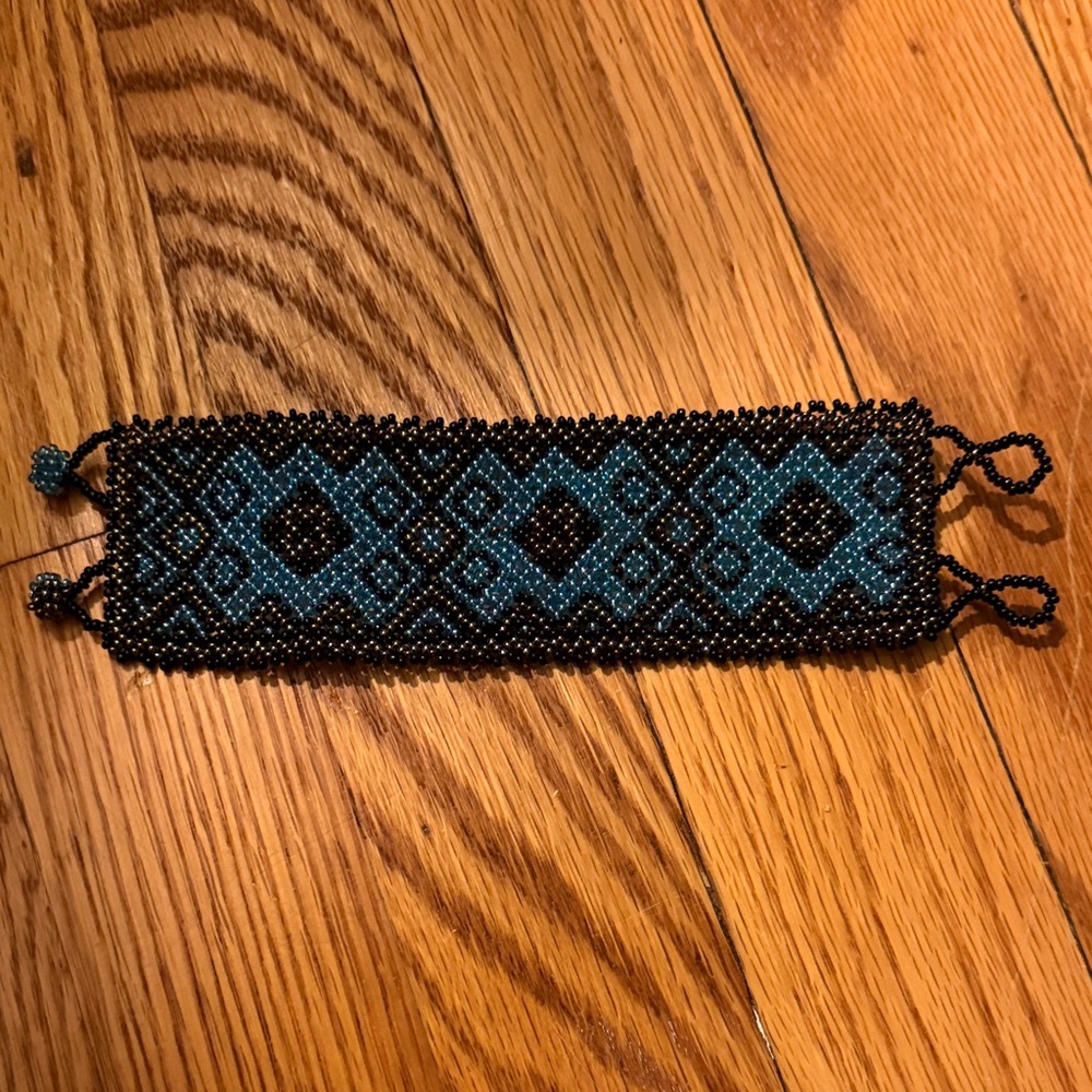 Handcrafted Beaded Bracelet in Black and Teal